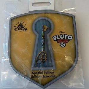 Disney Special Edition 90 years anniversary PLUTO key pin.